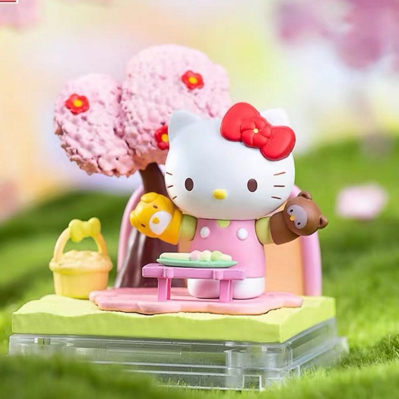 Sanrio Hello Kitty Meet the Seasons Blind Box