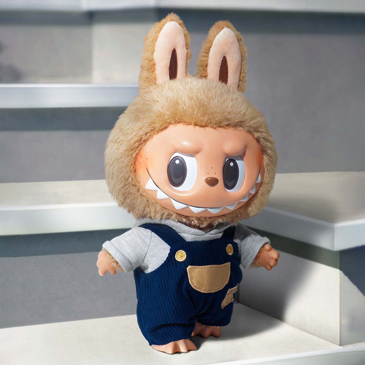 THE MONSTERS Time to Chill Vinyl Plush Doll